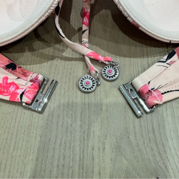 Underwire Bikini Top - Picture 5 of 7